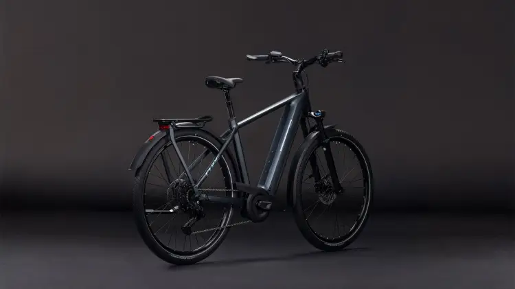 Rower_Cube _112110 _Kathmandu _Hybrid_ONE800_metallicgrey_8.jpg