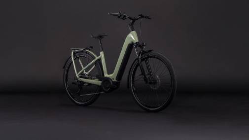 rower-cube-112132-kathmandu-hybrid-one-800_2.jpg
